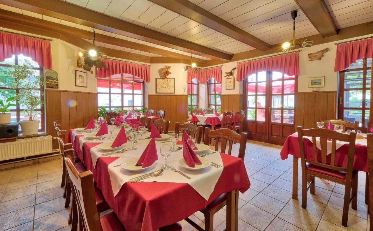 Prenocisca Miklavcic Hotell Nova Vas  Exteriör bild